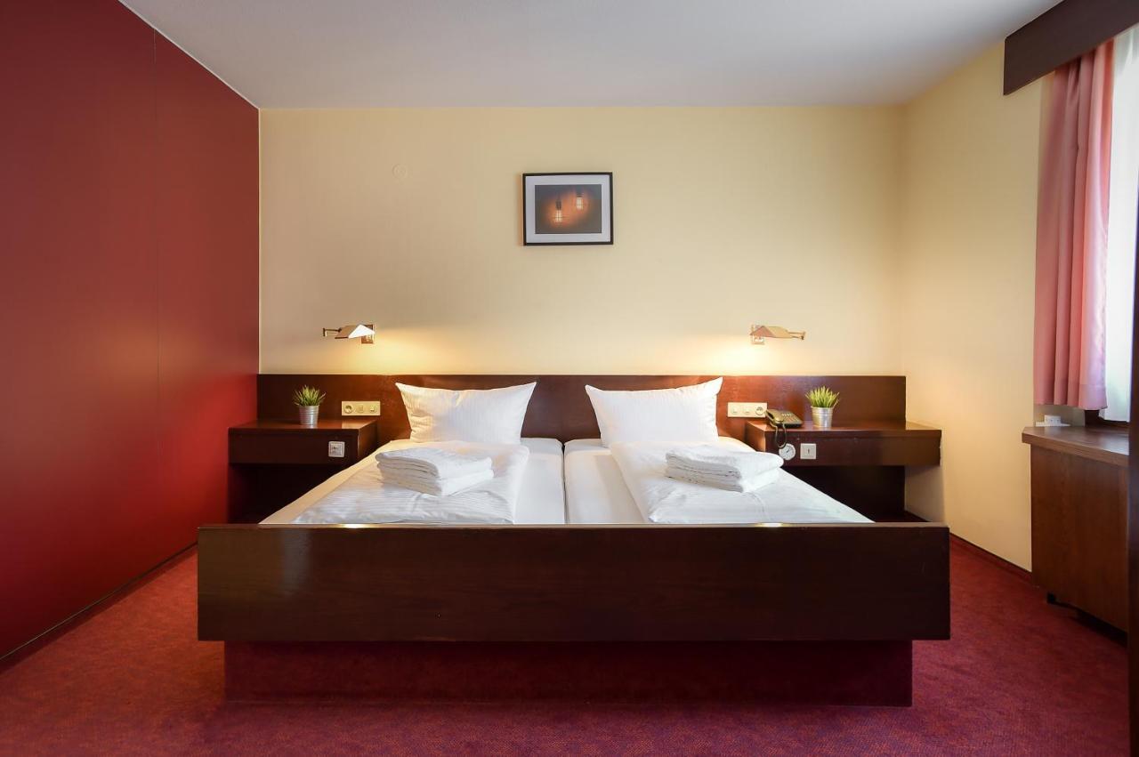 Kontaktlos Hotel Am Kappelberg Kontaktlos Fellbach Esterno foto